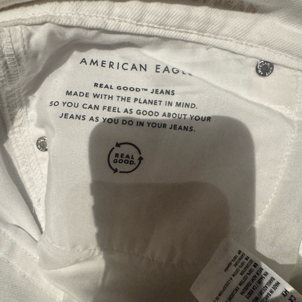 American Eagle white Denim Jeans - Picture 4 of 4